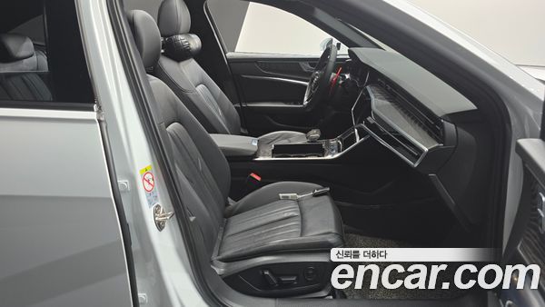 Audi A6 2020, фото 16