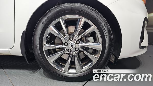 Kia Carnival 2020, фото 5