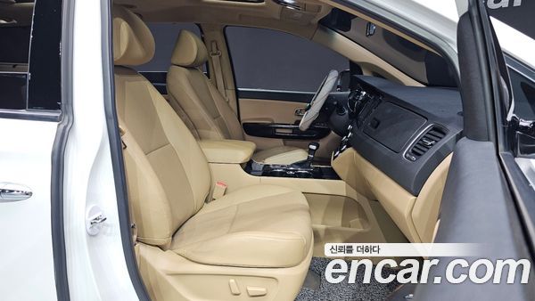 Kia Carnival 2020, фото 16