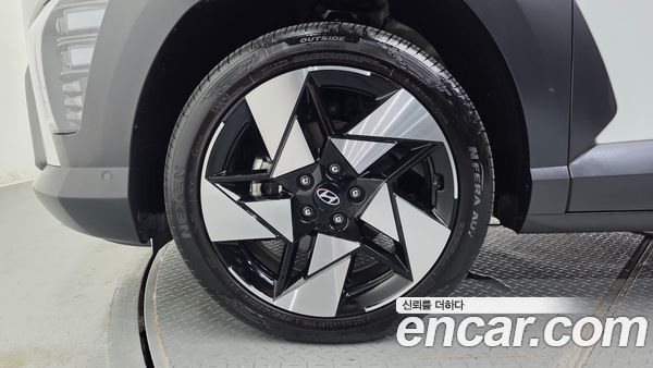 Hyundai Kona 2023, фото 5