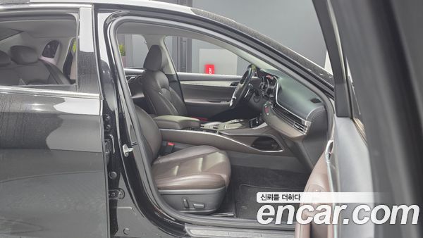 Hyundai Grandeur 2022, фото 11