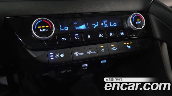 Hyundai Elantra 2022, фото 20