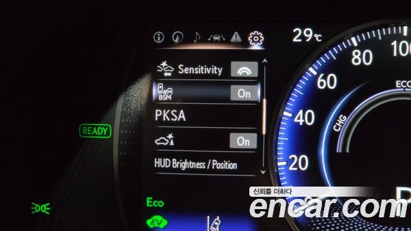 Lexus ES 2021, фото 35