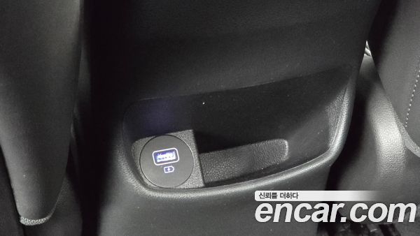 Hyundai Kona 2022, фото 30