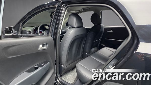 Kia Picanto 2023, фото 16