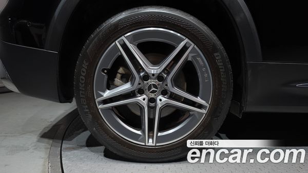 Mercedes-Benz GLB 2021, фото 5