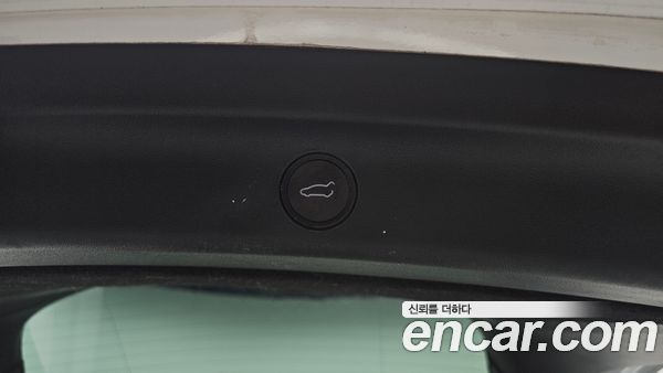 Tesla Model Y 2021, фото 29