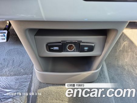 Hyundai Staria 2025, фото 13