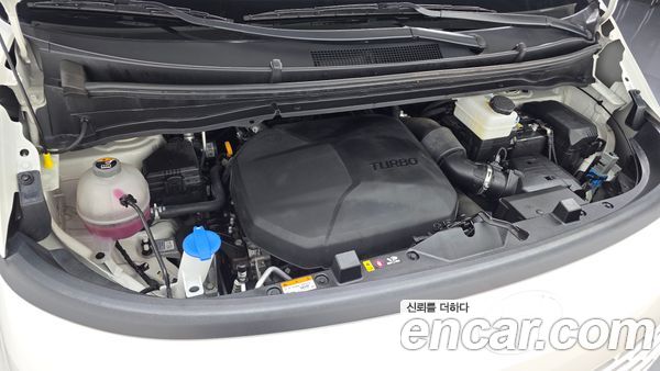 Hyundai Staria 2025, фото 6
