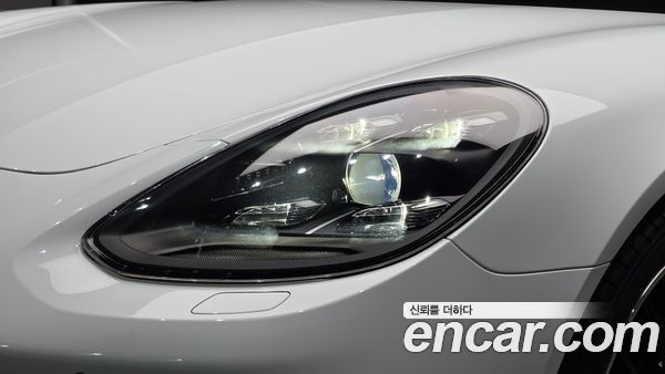 Porsche Panamera 2020, фото 8