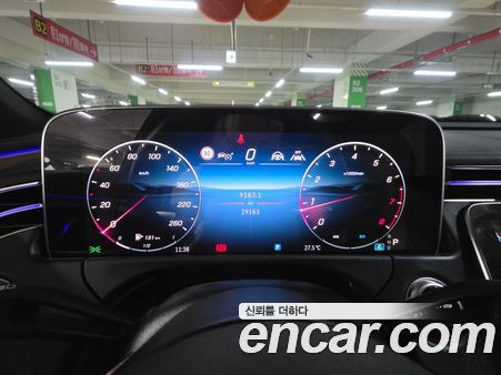 Mercedes-Benz E-Class 2025, фото 9