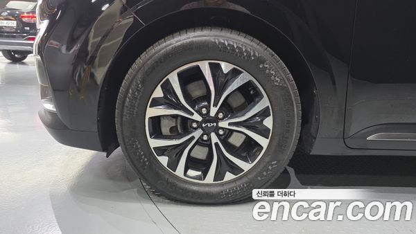 Kia Carnival 2023, фото 5