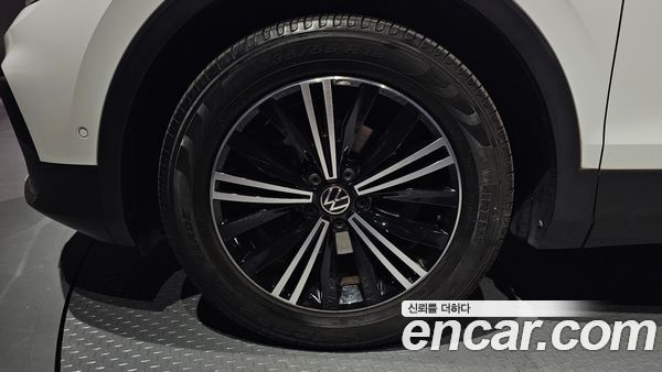 Volkswagen Tiguan 2022, фото 5