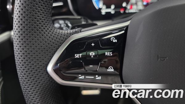 Volkswagen Touareg 2024, фото 26
