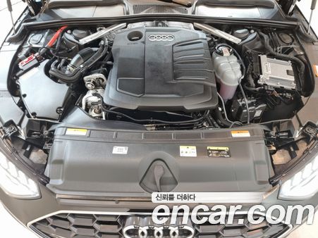 Audi A4 2023, фото 6