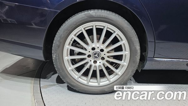 Mercedes-Benz E-Class 2021, фото 5