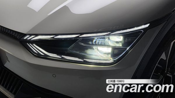 Kia EV6 2023, фото 8