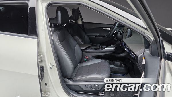 Kia EV6 2023, фото 16
