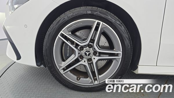 Mercedes-Benz CLA 2024, фото 5