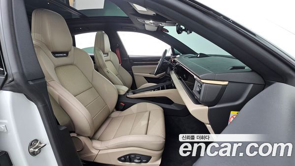 Porsche Macan 2025, фото 16