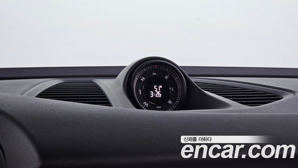 Porsche Macan 2025, фото 32