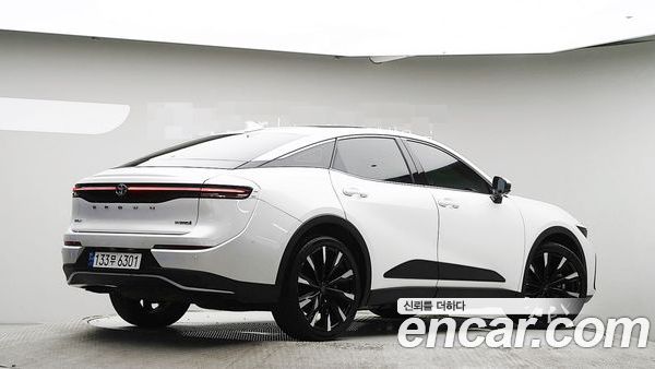 Toyota Crown 2023, фото 4