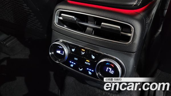 Genesis GV70 2022, фото 31