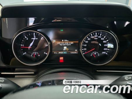 Kia Carnival 2021, фото 8
