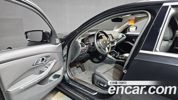BMW 3 Series 2021, фото 13