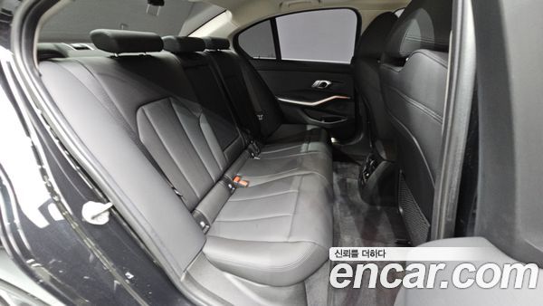 BMW 3 Series 2021, фото 17
