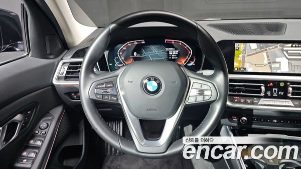 BMW 3 Series 2021, фото 19