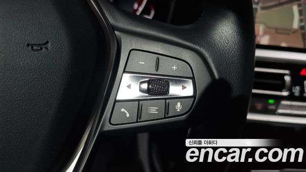 BMW 3 Series 2021, фото 31