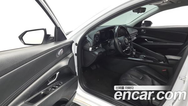 Hyundai Elantra 2021, фото 13