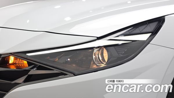 Hyundai Elantra 2021, фото 8