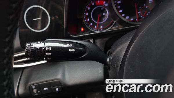 Hyundai Elantra 2021, фото 30