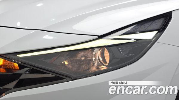 Hyundai Elantra 2021, фото 8