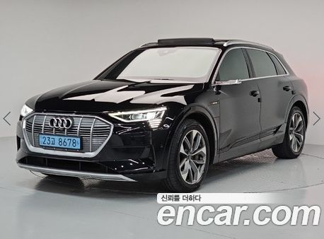 Audi e-tron 2022