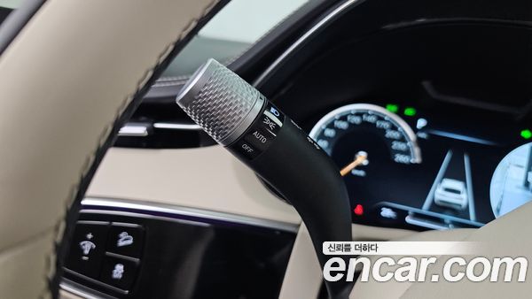 Genesis GV70 2023, фото 30