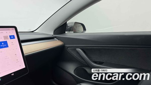 Tesla Model 3 2020, фото 10