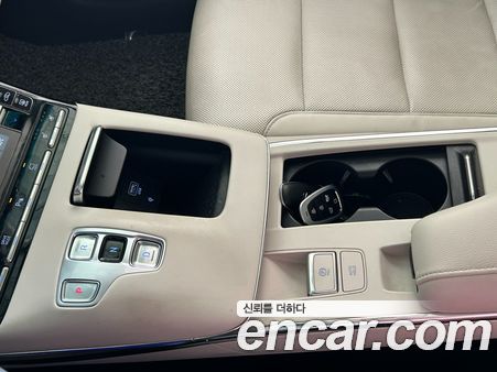 Hyundai Grandeur 2023, фото 9