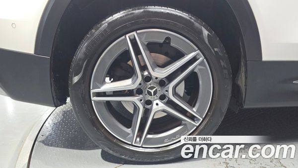 Mercedes-Benz GLB 2020, фото 5