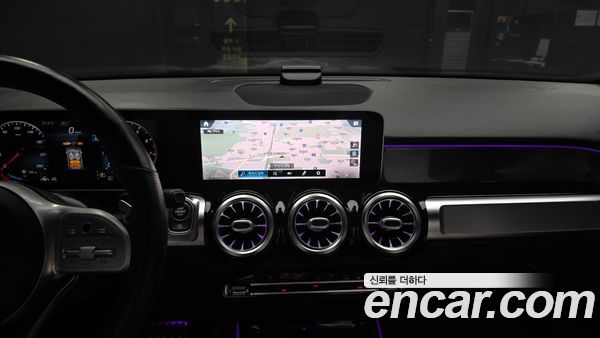 Mercedes-Benz GLB 2020, фото 20