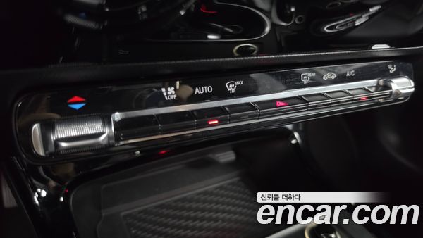 Mercedes-Benz A-Class 2020, фото 32