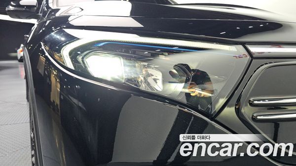 Mercedes-Benz EQB 2022, фото 8