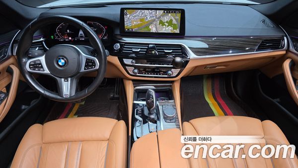 BMW 5 Series 2021, фото 10
