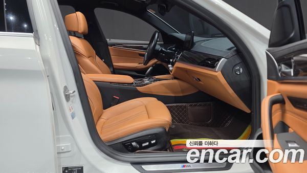 BMW 5 Series 2021, фото 16
