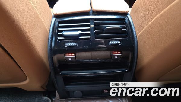 BMW 5 Series 2021, фото 30
