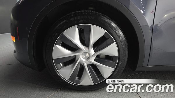Tesla Model Y 2021, фото 5