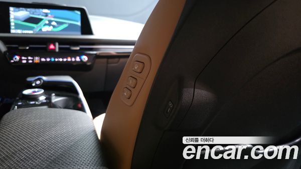 Kia EV6 2023, фото 30