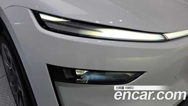 Tesla Model Y 2026, фото 8